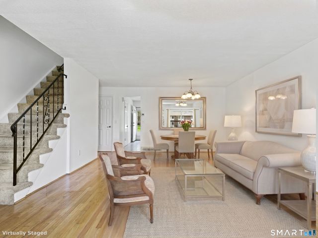 368 Knapps Highway 368, Fairfield, CT 06824