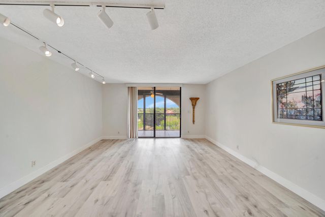 3485 Environ Boulevard C504, Lauderhill, FL 33319
