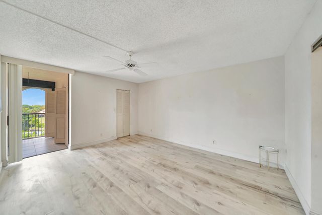 3485 Environ Boulevard C504, Lauderhill, FL 33319