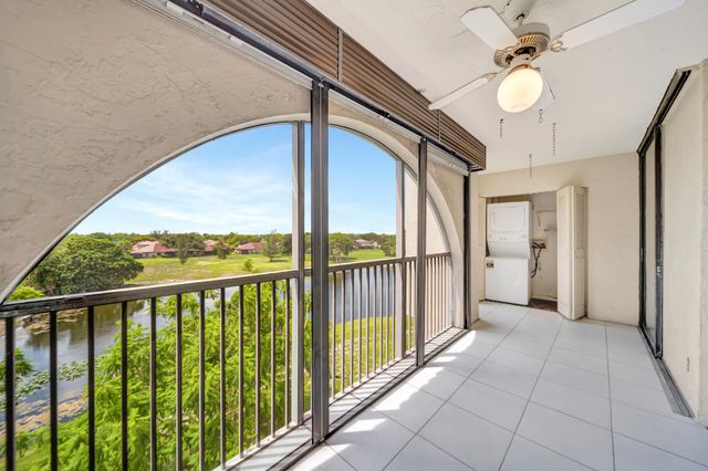 3485 Environ Boulevard C504, Lauderhill, FL 33319