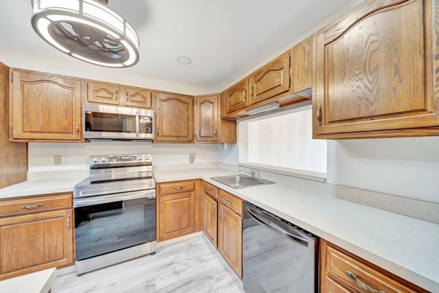 3485 Environ Boulevard C504, Lauderhill, FL 33319