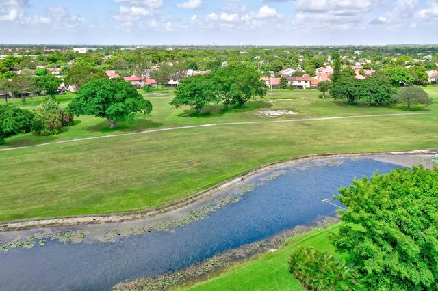 3485 Environ Boulevard C504, Lauderhill, FL 33319