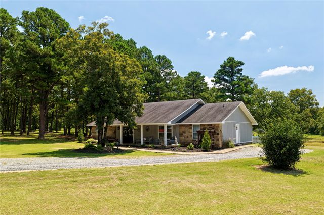 31050 W Beaver Mt D, Stigler, OK 74462