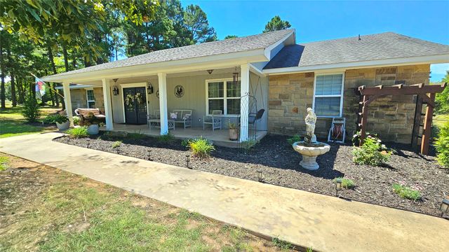 31050 W Beaver Mt D, Stigler, OK 74462