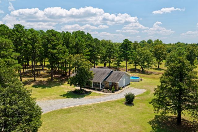 31050 W Beaver Mt D, Stigler, OK 74462