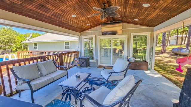 31050 W Beaver Mt D, Stigler, OK 74462