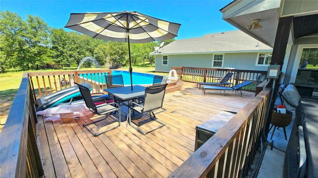 31050 W Beaver Mt D, Stigler, OK 74462