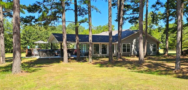 31050 W Beaver Mt D, Stigler, OK 74462