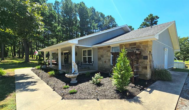 31050 W Beaver Mt D, Stigler, OK 74462