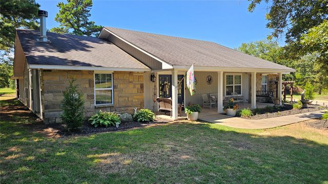 31050 W Beaver Mt D, Stigler, OK 74462