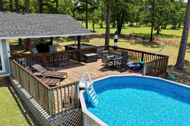 31050 W Beaver Mt D, Stigler, OK 74462