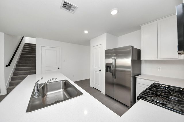 2523 Night Emerald Drive, Rosharon, TX 77583