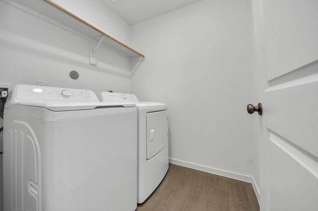 2523 Night Emerald Drive, Rosharon, TX 77583