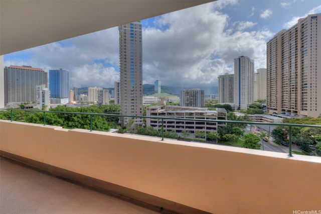 1720 Ala Moana Boulevard 1105B, Honolulu, HI 96815