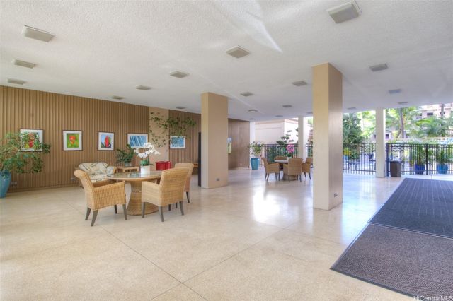 1720 Ala Moana Boulevard 1105B, Honolulu, HI 96815