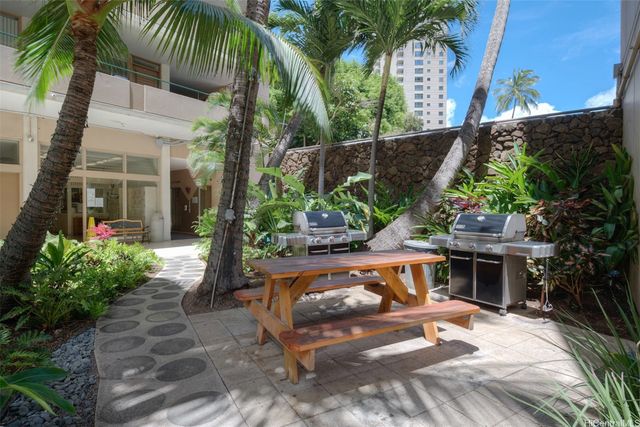 1720 Ala Moana Boulevard 1105B, Honolulu, HI 96815