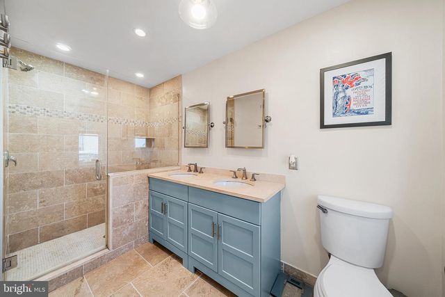 2319 ASPEN ST, Philadelphia, PA 19130