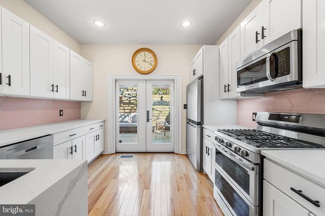 2319 ASPEN ST, Philadelphia, PA 19130