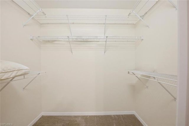 193 Robin Hood CIR 203, Naples, FL 34104