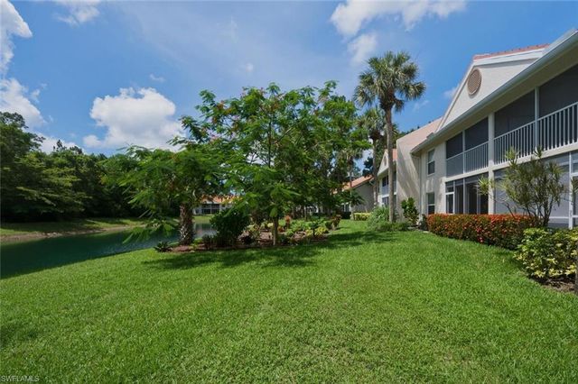 193 Robin Hood CIR 203, Naples, FL 34104