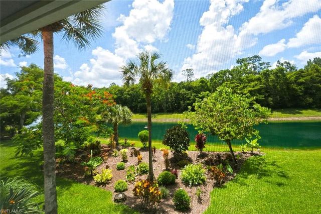 193 Robin Hood CIR 203, Naples, FL 34104