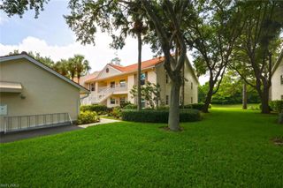 193 Robin Hood CIR 203, Naples, FL 34104