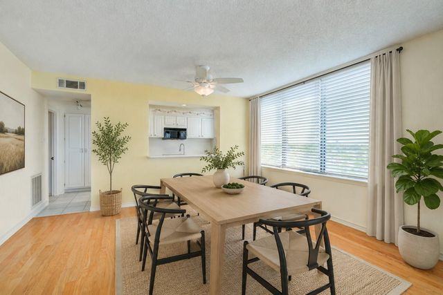 14655 Champion Forest Drive 1104, Houston, TX 77069