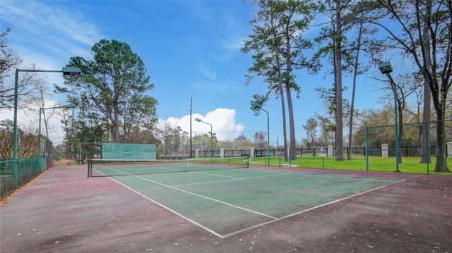 14655 Champion Forest Drive 1104, Houston, TX 77069