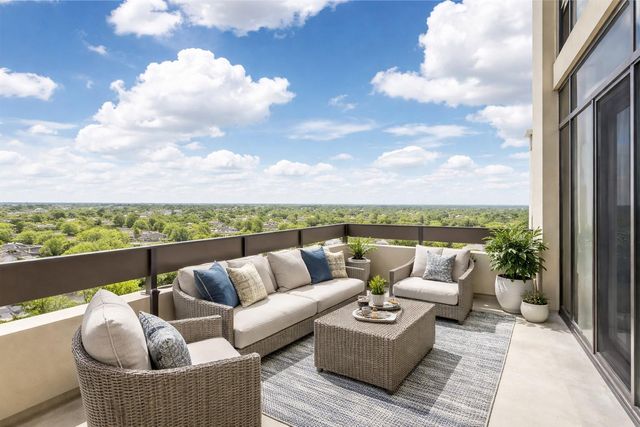 14655 Champion Forest Drive 1104, Houston, TX 77069
