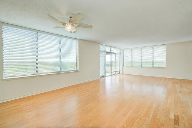 14655 Champion Forest Drive 1104, Houston, TX 77069