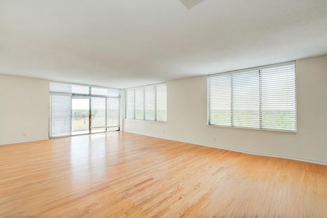 14655 Champion Forest Drive 1104, Houston, TX 77069
