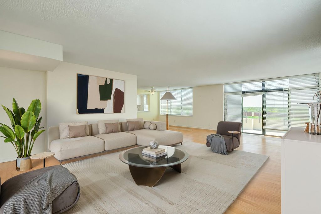 14655 Champion Forest Drive 1104, Houston, TX 77069