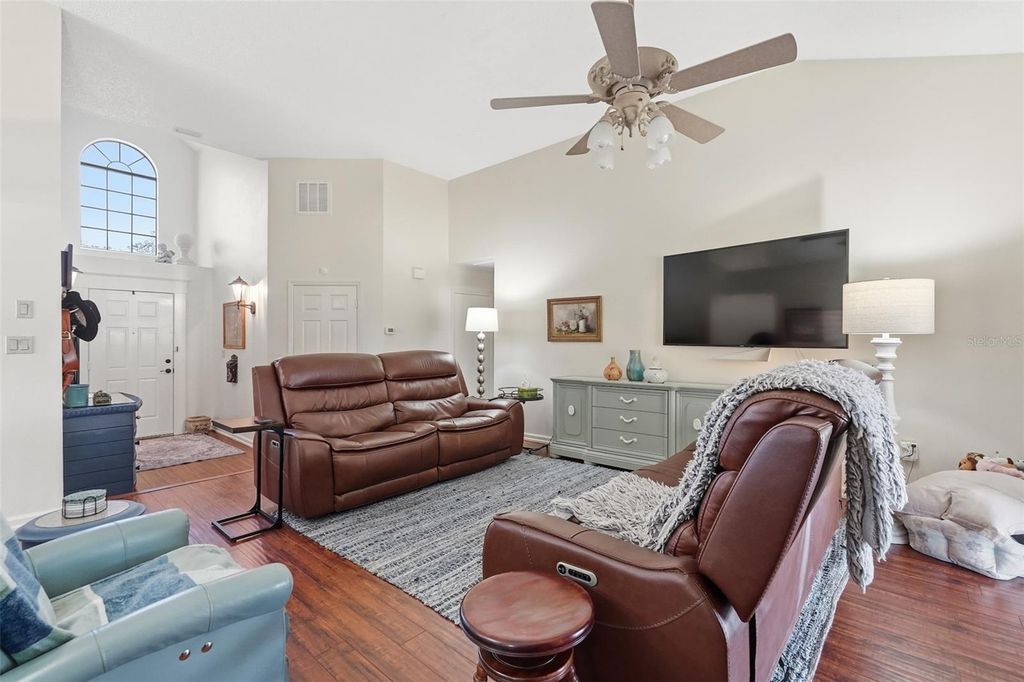 Image 20 of property listing at 13037 HILLYER LANE, Hudson, FL 34667