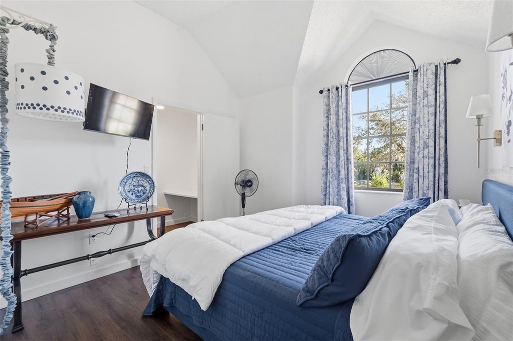 Image 5 of property listing at 13037 HILLYER LANE, Hudson, FL 34667