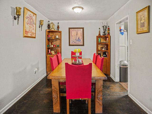 227 Halsey Street, Dallas, TX 75224