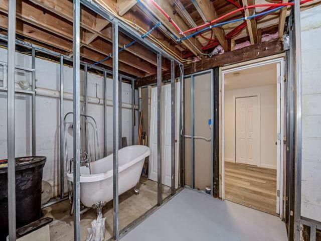 827 Nashua Road, Dracut, MA 01826