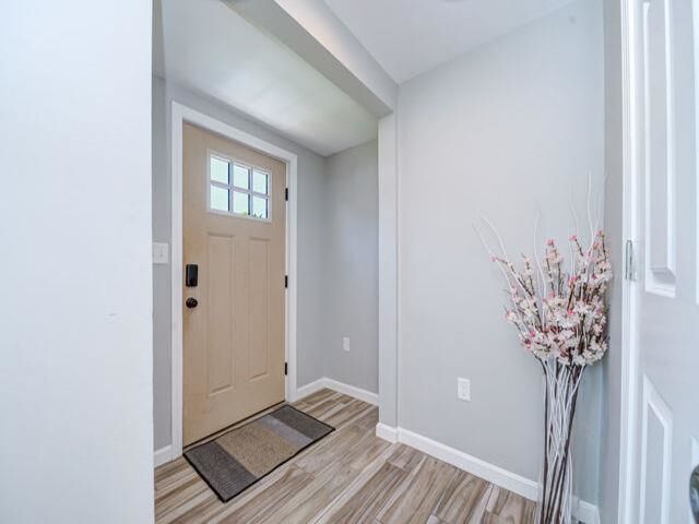 827 Nashua Road, Dracut, MA 01826