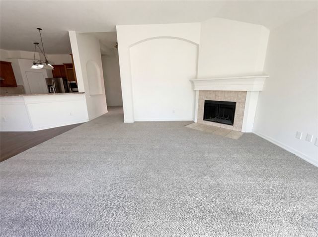 8329 Cedarcrest Lane, Fort Worth, TX 76123