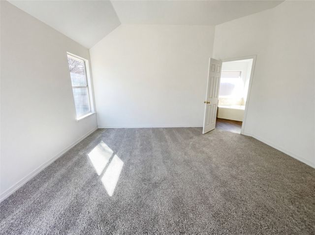 8329 Cedarcrest Lane, Fort Worth, TX 76123