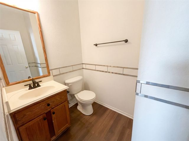 8329 Cedarcrest Lane, Fort Worth, TX 76123