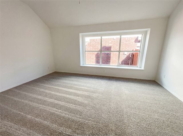 8329 Cedarcrest Lane, Fort Worth, TX 76123