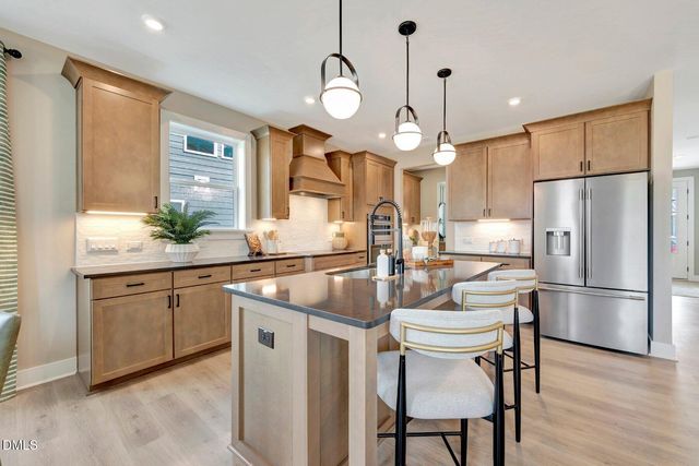 2478 Vetrina Way, Apex, NC 27502