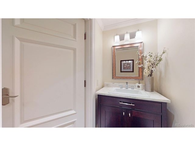 1891 Curtis St 1613, Denver, CO 80202