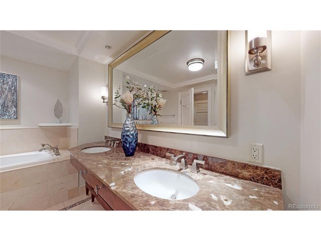 1891 Curtis St 1613, Denver, CO 80202