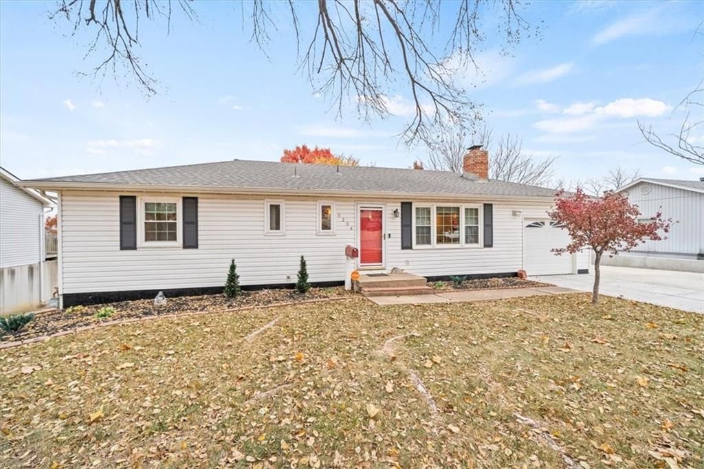 5204 Douglas Avenue, Kansas City, KS 66106