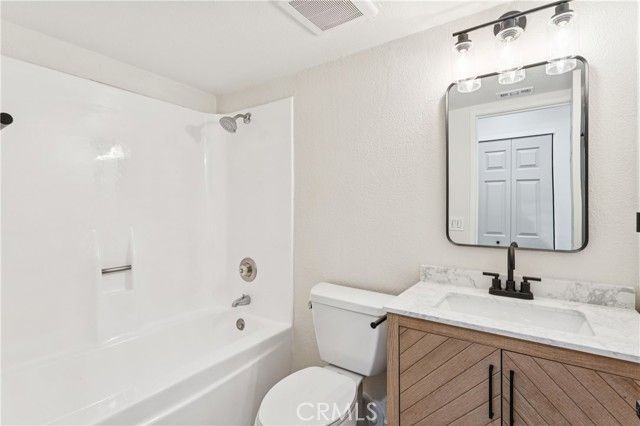 4063 Honeysuckle Street, Riverside, CA 92501