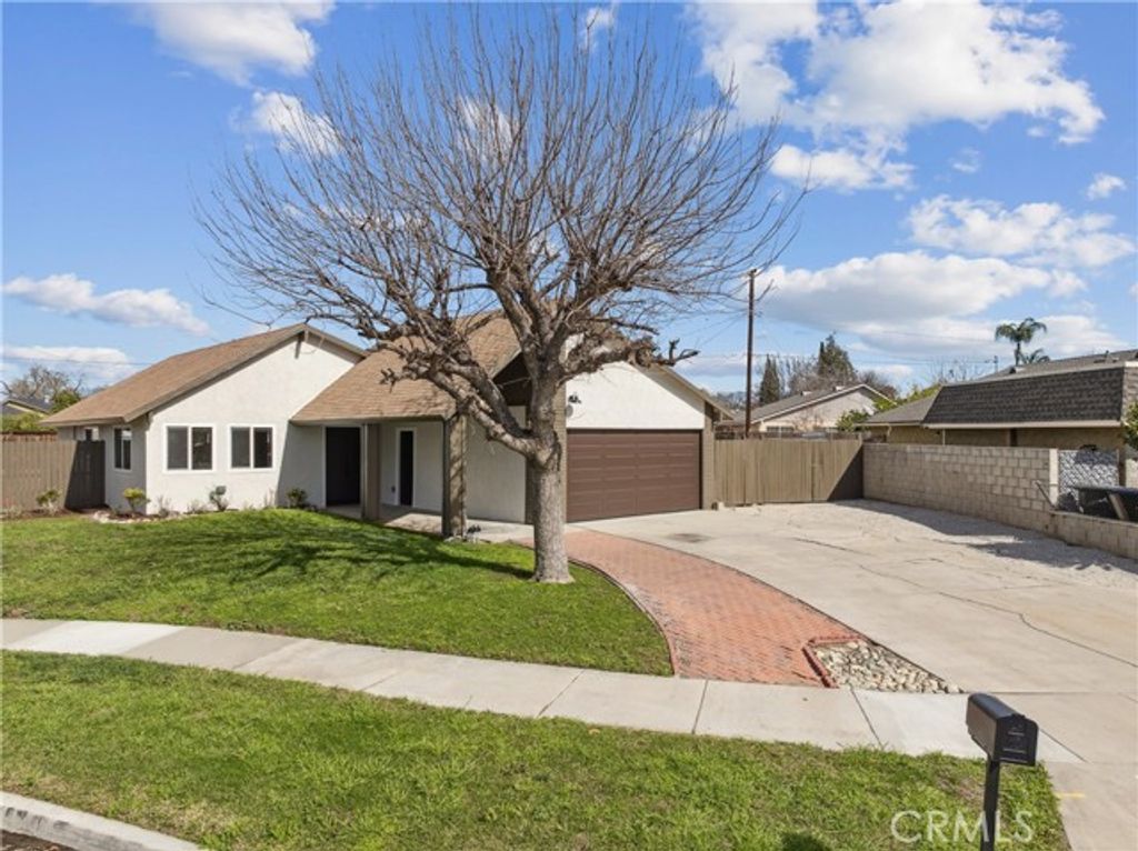 4063 Honeysuckle Street, Riverside, CA 92501
