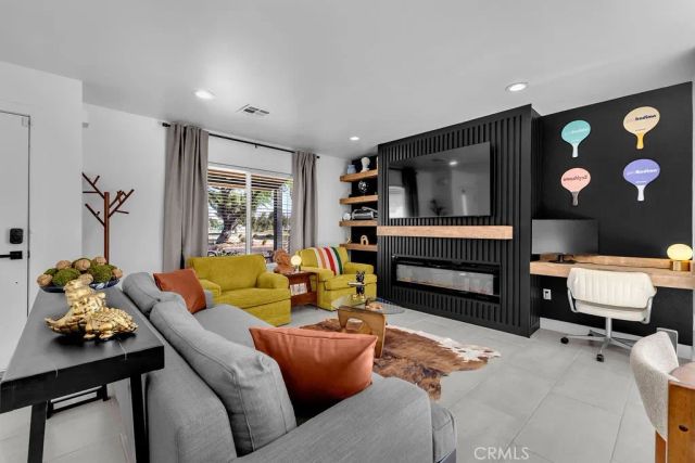 485 W Tramview, Palm Springs, CA 92262