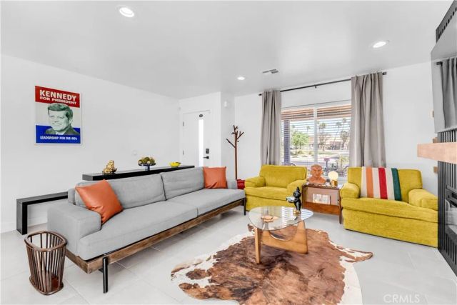 485 W Tramview, Palm Springs, CA 92262