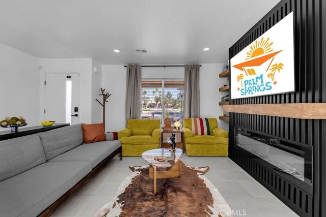 485 W Tramview, Palm Springs, CA 92262